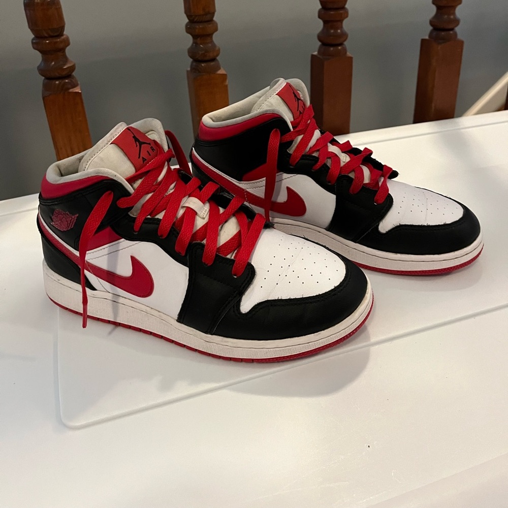 Jordan 1s Black White and Red